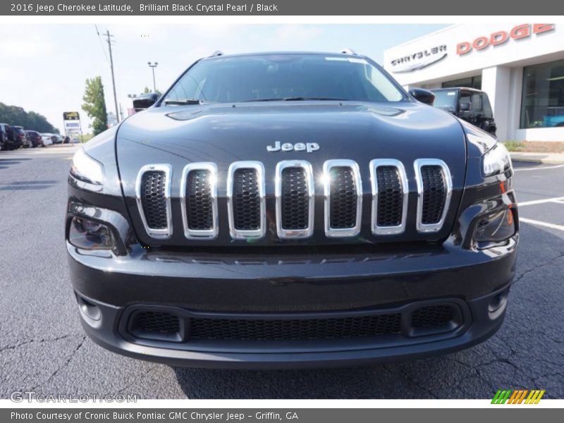 Brilliant Black Crystal Pearl / Black 2016 Jeep Cherokee Latitude