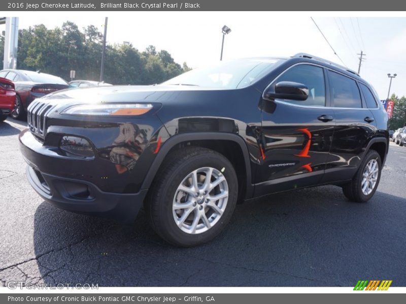 Brilliant Black Crystal Pearl / Black 2016 Jeep Cherokee Latitude