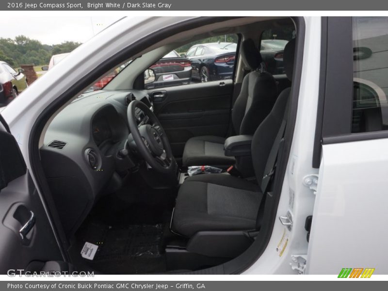 Bright White / Dark Slate Gray 2016 Jeep Compass Sport
