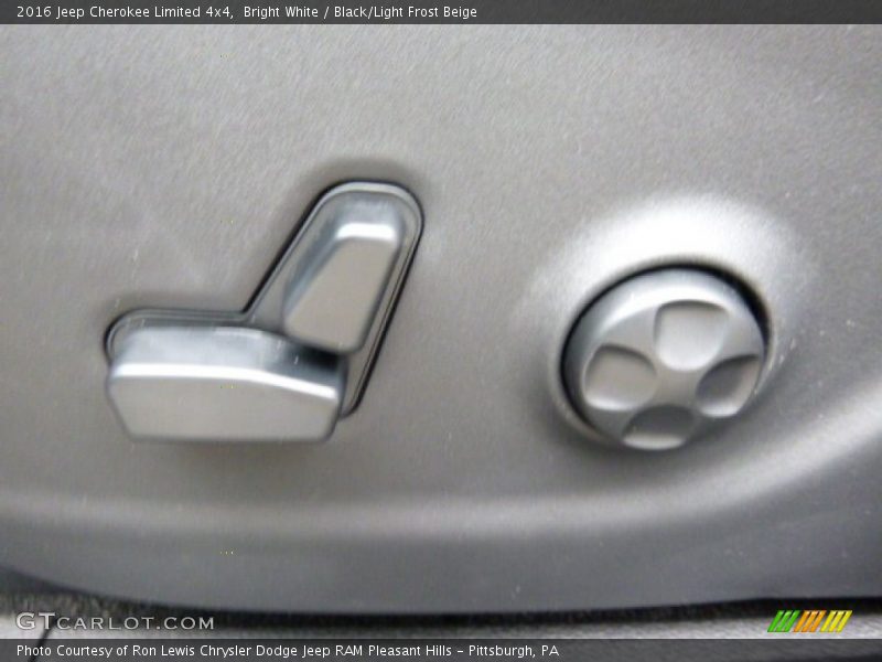 Bright White / Black/Light Frost Beige 2016 Jeep Cherokee Limited 4x4