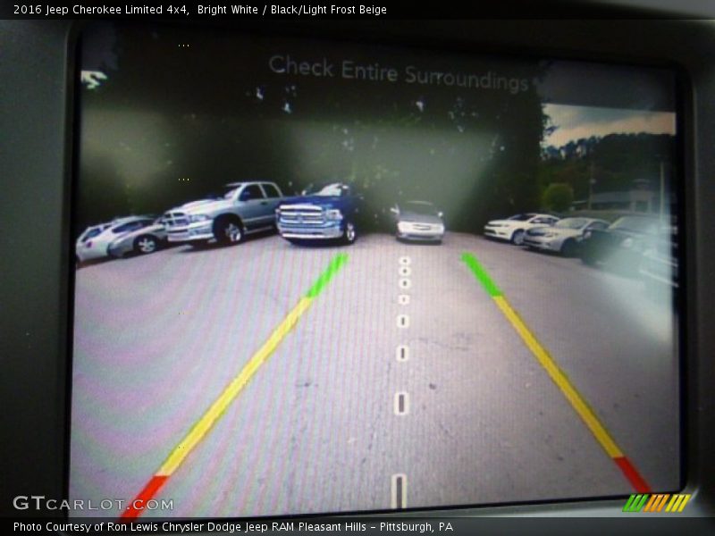 Bright White / Black/Light Frost Beige 2016 Jeep Cherokee Limited 4x4