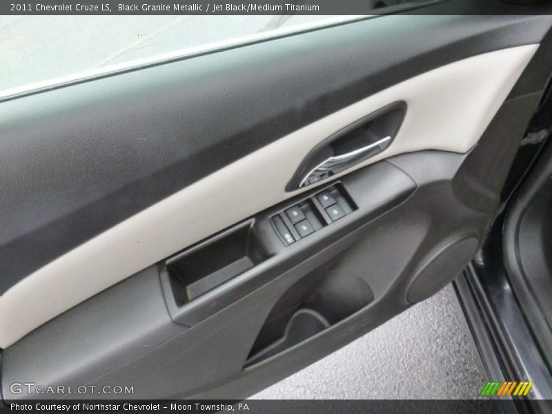 Black Granite Metallic / Jet Black/Medium Titanium 2011 Chevrolet Cruze LS