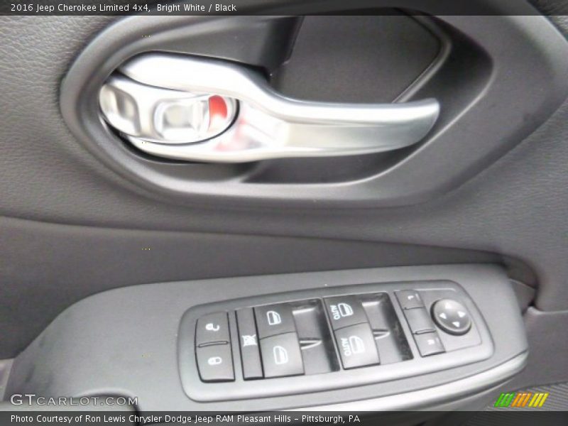 Bright White / Black 2016 Jeep Cherokee Limited 4x4
