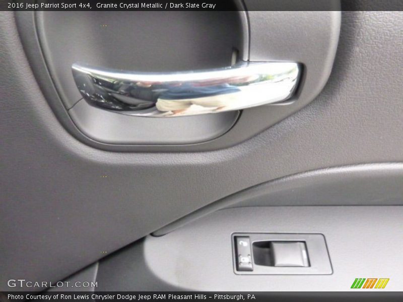 Granite Crystal Metallic / Dark Slate Gray 2016 Jeep Patriot Sport 4x4