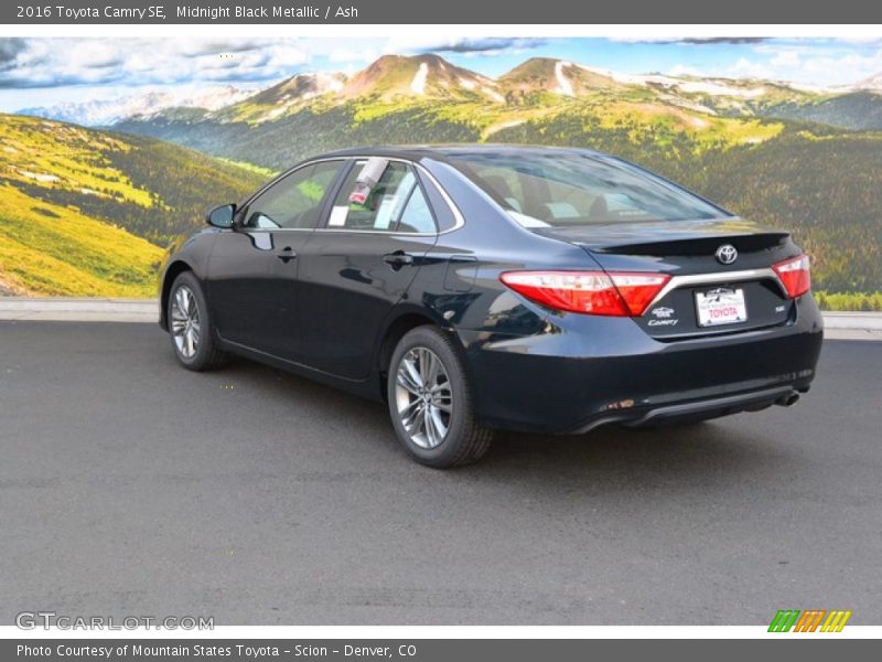 Midnight Black Metallic / Ash 2016 Toyota Camry SE