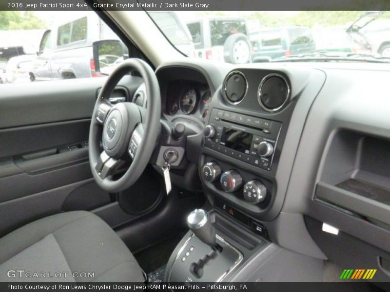 Granite Crystal Metallic / Dark Slate Gray 2016 Jeep Patriot Sport 4x4