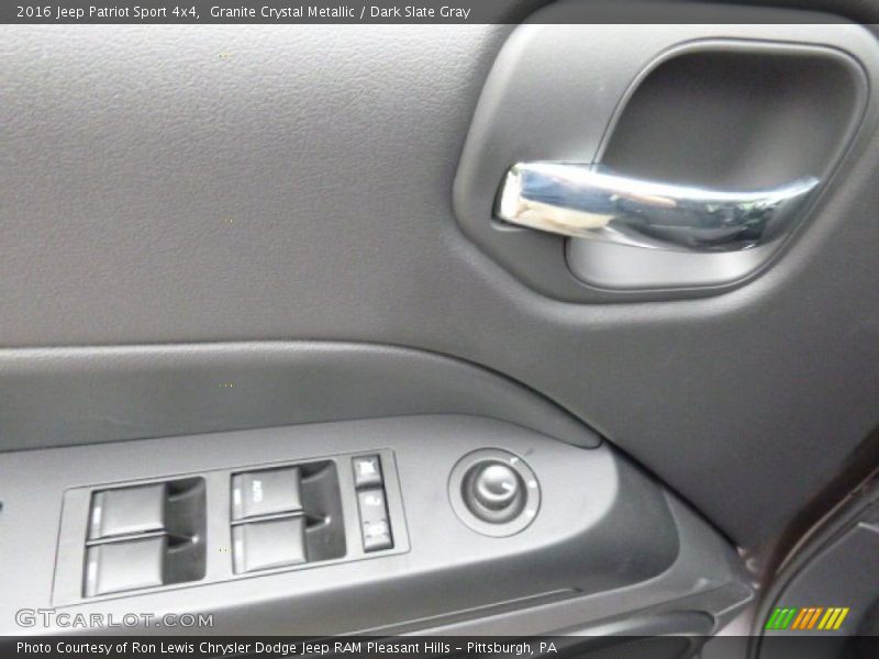Granite Crystal Metallic / Dark Slate Gray 2016 Jeep Patriot Sport 4x4