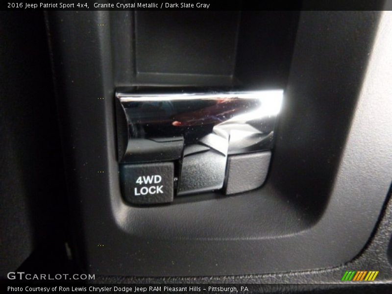 Granite Crystal Metallic / Dark Slate Gray 2016 Jeep Patriot Sport 4x4