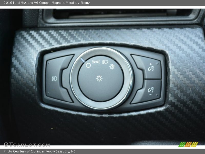 Magnetic Metallic / Ebony 2016 Ford Mustang V6 Coupe
