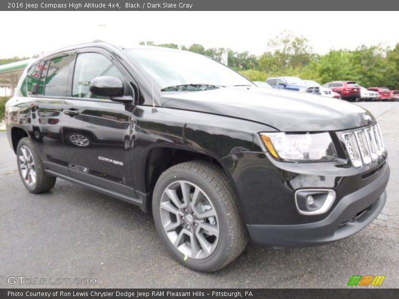 Front 3/4 View of 2016 Compass High Altitude 4x4