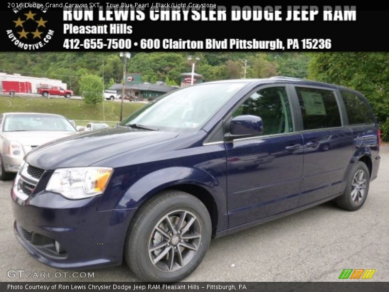 True Blue Pearl / Black/Light Graystone 2016 Dodge Grand Caravan SXT