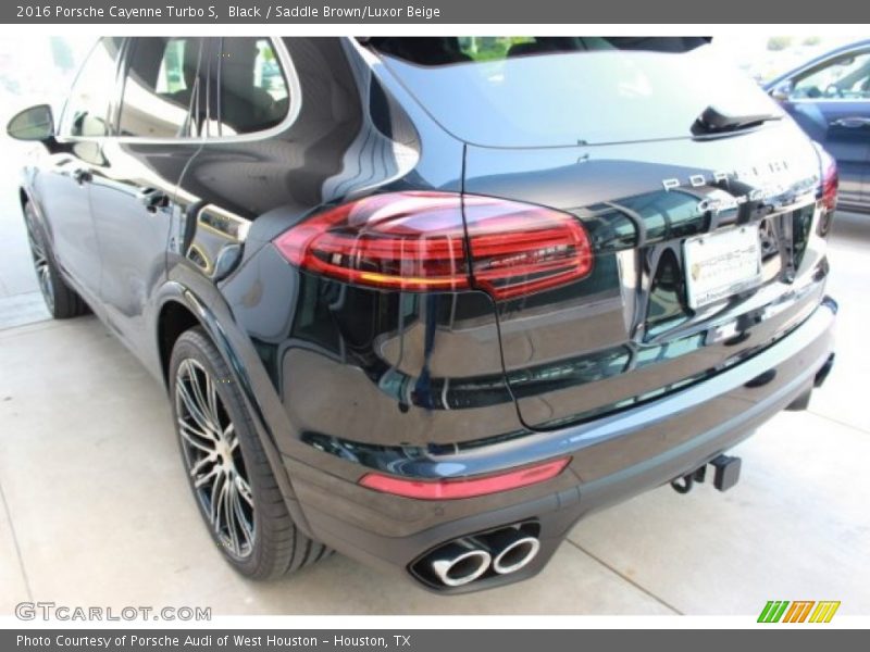Black / Saddle Brown/Luxor Beige 2016 Porsche Cayenne Turbo S