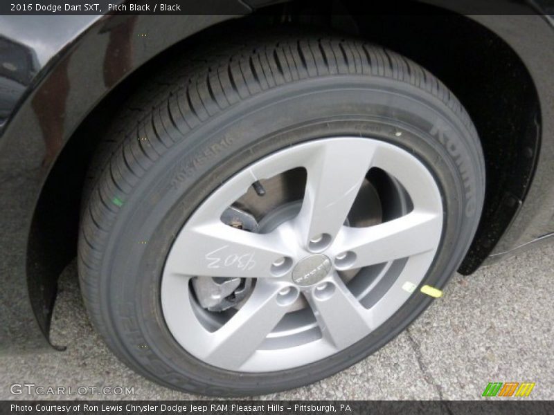 Pitch Black / Black 2016 Dodge Dart SXT