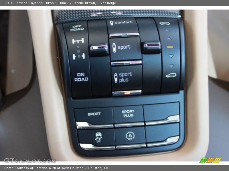 Controls of 2016 Cayenne Turbo S