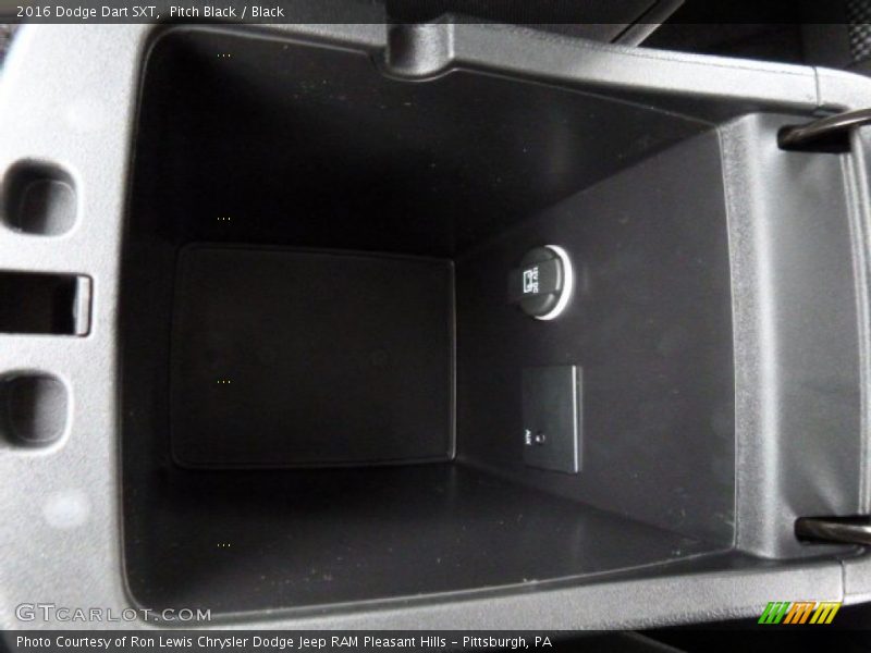 Pitch Black / Black 2016 Dodge Dart SXT