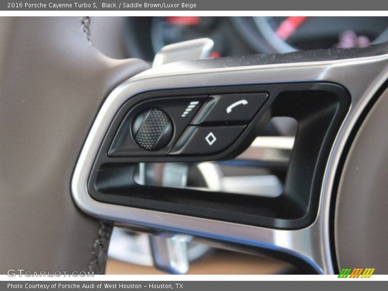 Controls of 2016 Cayenne Turbo S