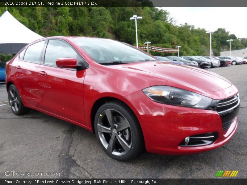 Front 3/4 View of 2016 Dart GT