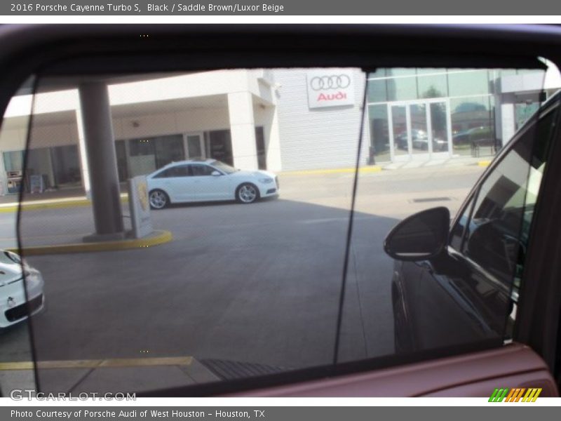 Black / Saddle Brown/Luxor Beige 2016 Porsche Cayenne Turbo S