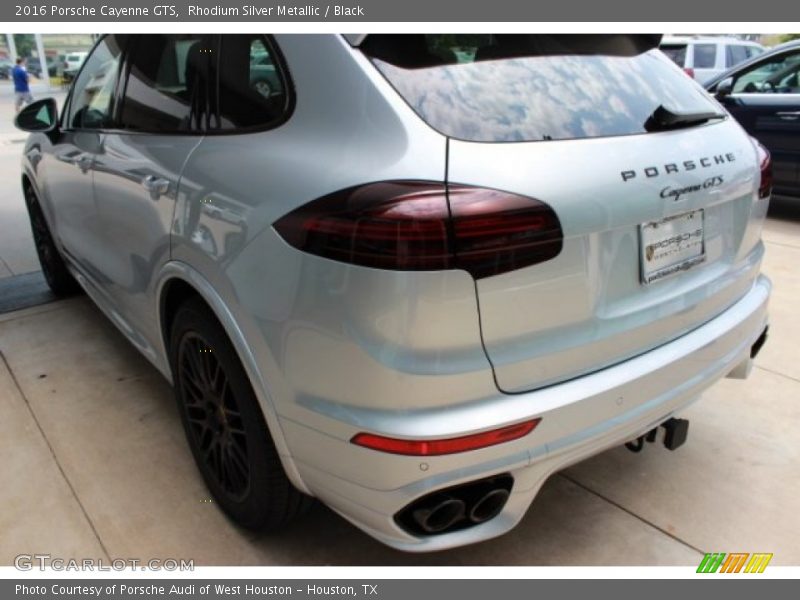 Rhodium Silver Metallic / Black 2016 Porsche Cayenne GTS