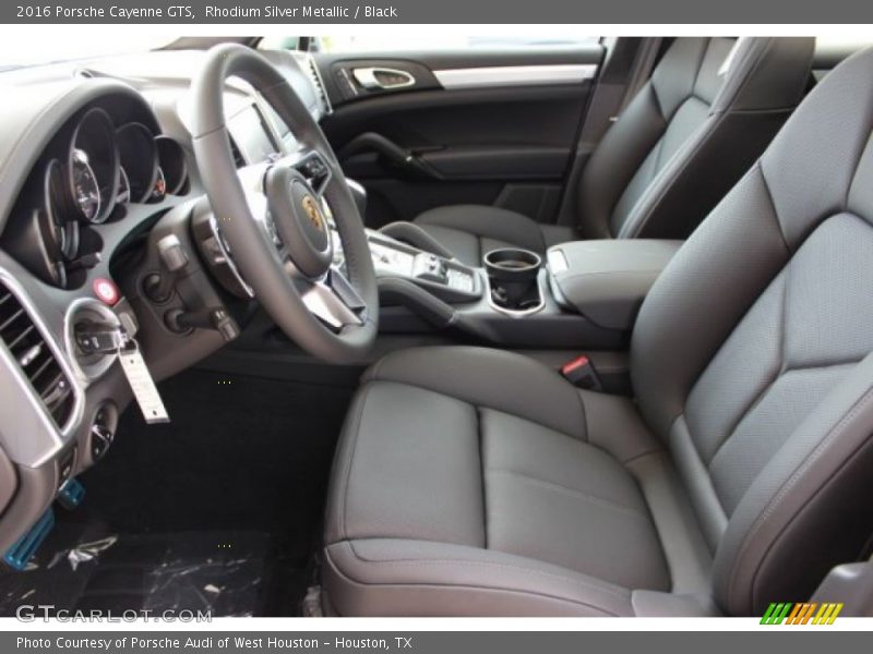 Front Seat of 2016 Cayenne GTS