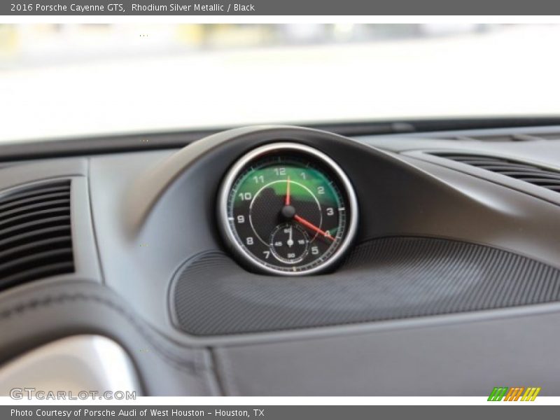 Rhodium Silver Metallic / Black 2016 Porsche Cayenne GTS