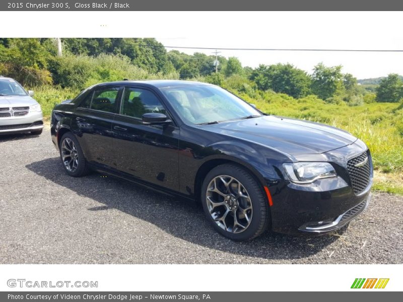 Gloss Black / Black 2015 Chrysler 300 S
