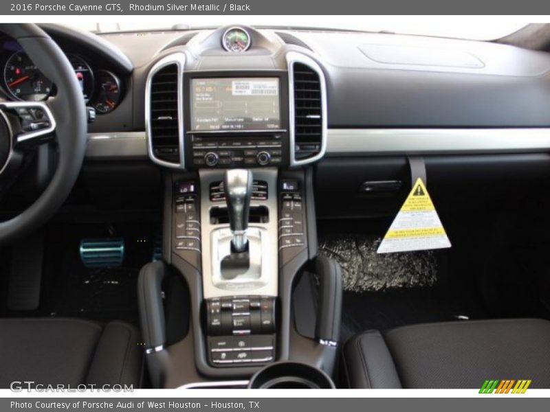 Rhodium Silver Metallic / Black 2016 Porsche Cayenne GTS