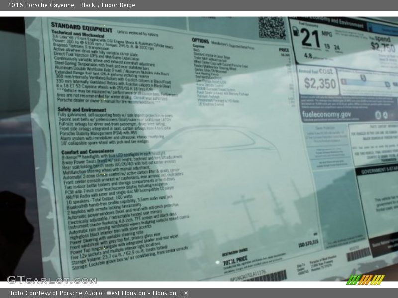 Black / Luxor Beige 2016 Porsche Cayenne