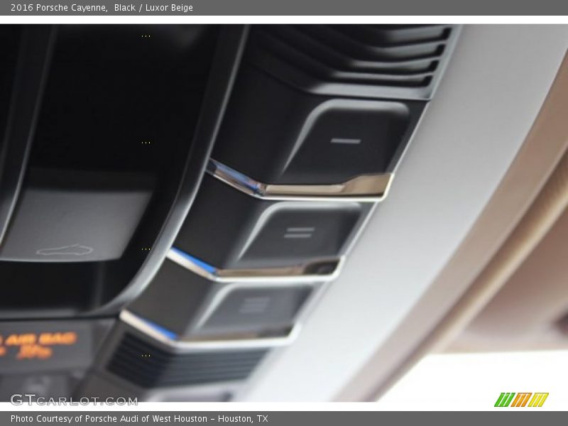 Black / Luxor Beige 2016 Porsche Cayenne