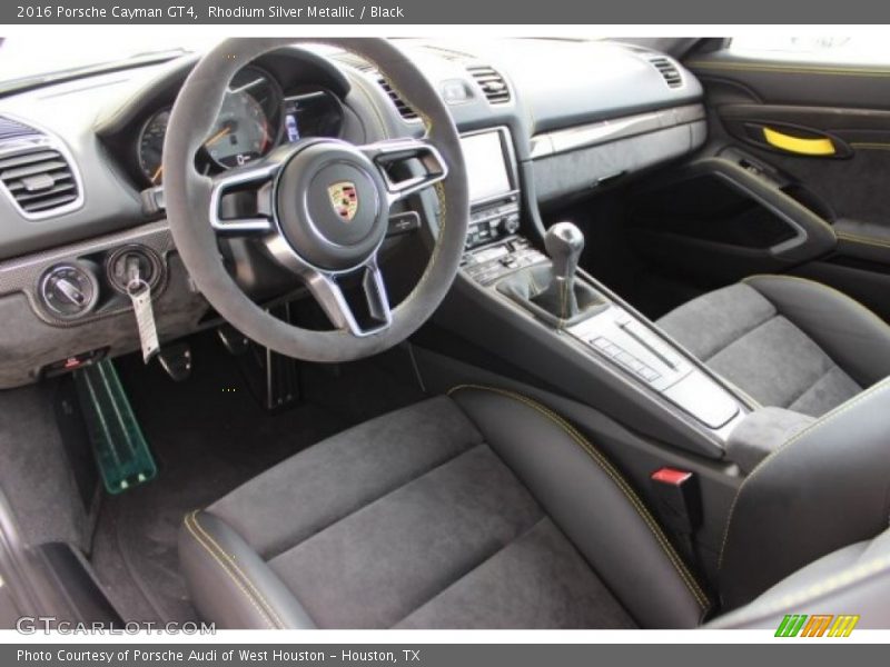 Black Interior - 2016 Cayman GT4 