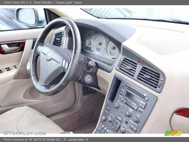 Silver Metallic / Taupe/Light Taupe 2004 Volvo S60 2.4