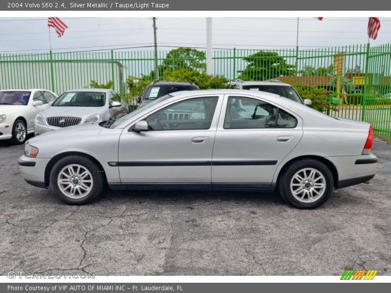 Silver Metallic / Taupe/Light Taupe 2004 Volvo S60 2.4