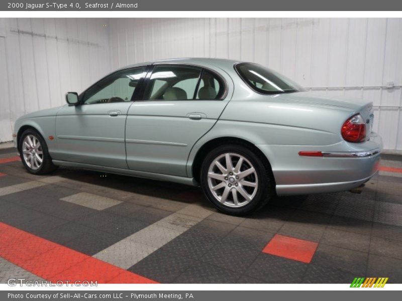 Seafrost / Almond 2000 Jaguar S-Type 4.0