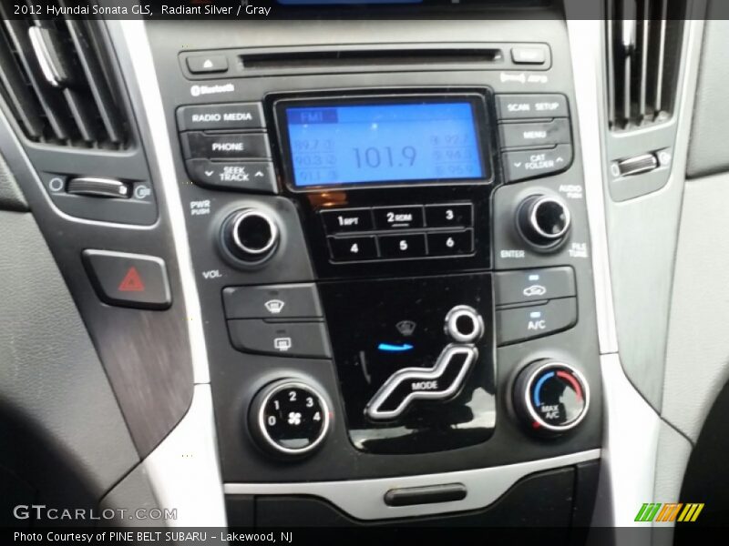 Radiant Silver / Gray 2012 Hyundai Sonata GLS
