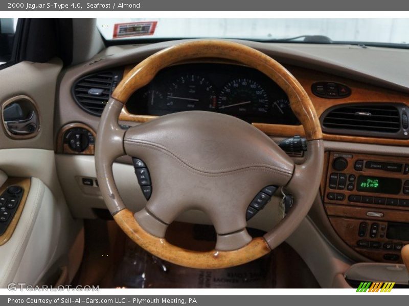 Seafrost / Almond 2000 Jaguar S-Type 4.0
