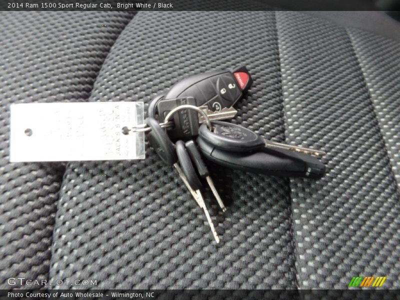 Keys of 2014 1500 Sport Regular Cab