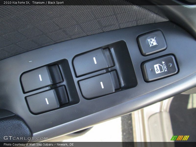 Titanium / Black Sport 2010 Kia Forte SX