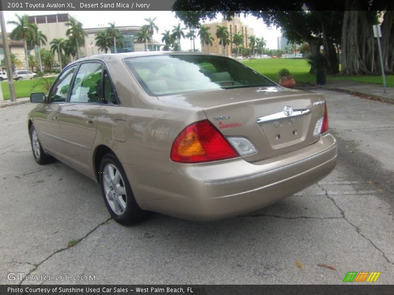 Desert Sand Mica / Ivory 2001 Toyota Avalon XL