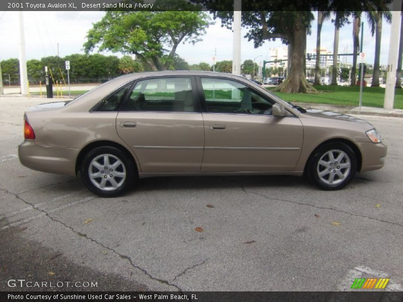 Desert Sand Mica / Ivory 2001 Toyota Avalon XL
