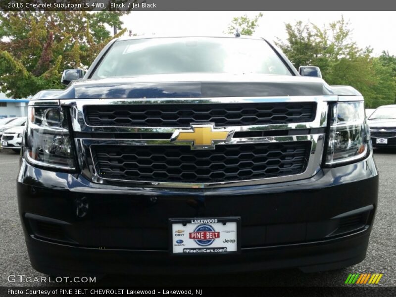 Black / Jet Black 2016 Chevrolet Suburban LS 4WD