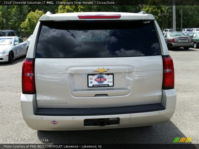 Champagne Silver Metallic / Cocoa/Dune 2016 Chevrolet Suburban LT 4WD