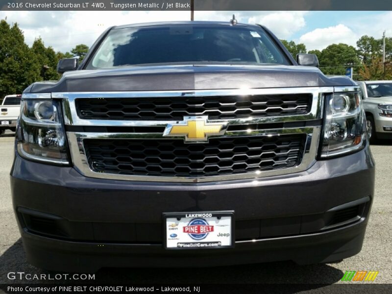 Tungsten Metallic / Jet Black 2016 Chevrolet Suburban LT 4WD