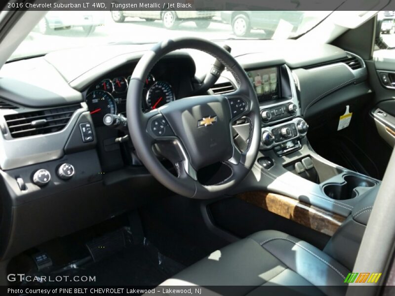 Tungsten Metallic / Jet Black 2016 Chevrolet Suburban LT 4WD