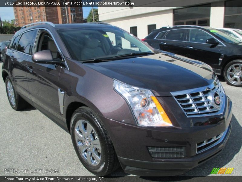 Front 3/4 View of 2015 SRX Luxury AWD