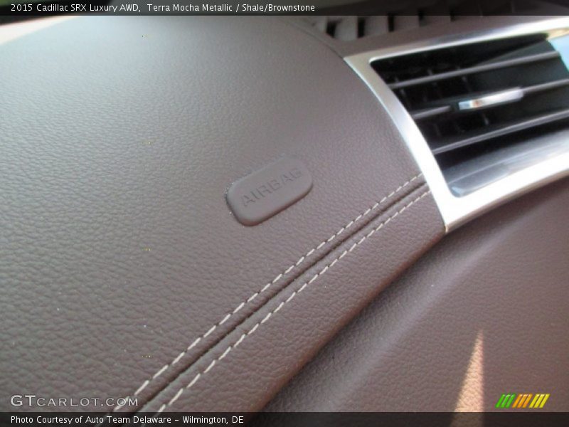 Terra Mocha Metallic / Shale/Brownstone 2015 Cadillac SRX Luxury AWD