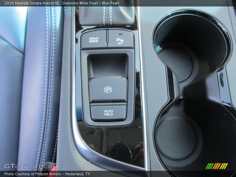 Controls of 2016 Sonata Hybrid SE