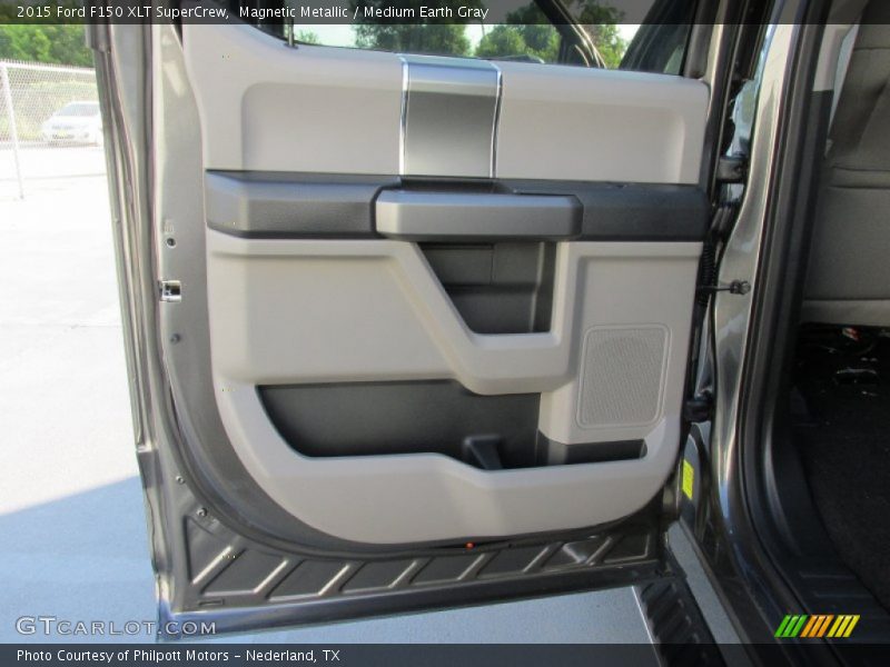 Magnetic Metallic / Medium Earth Gray 2015 Ford F150 XLT SuperCrew