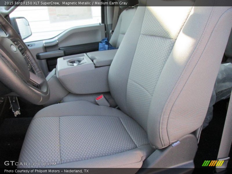 Magnetic Metallic / Medium Earth Gray 2015 Ford F150 XLT SuperCrew