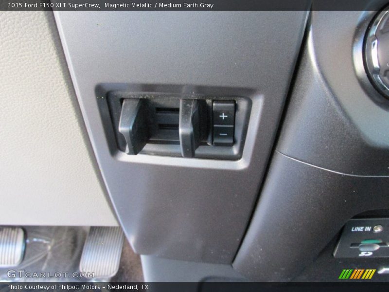 Magnetic Metallic / Medium Earth Gray 2015 Ford F150 XLT SuperCrew