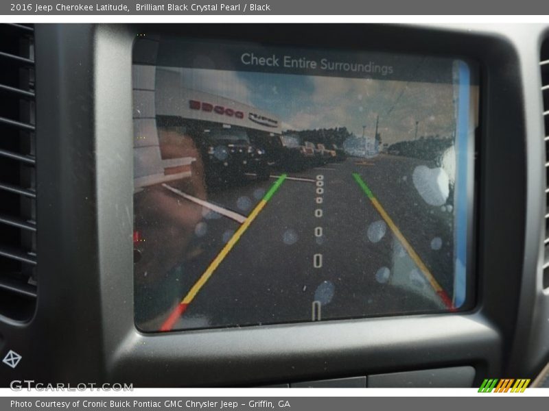 Brilliant Black Crystal Pearl / Black 2016 Jeep Cherokee Latitude